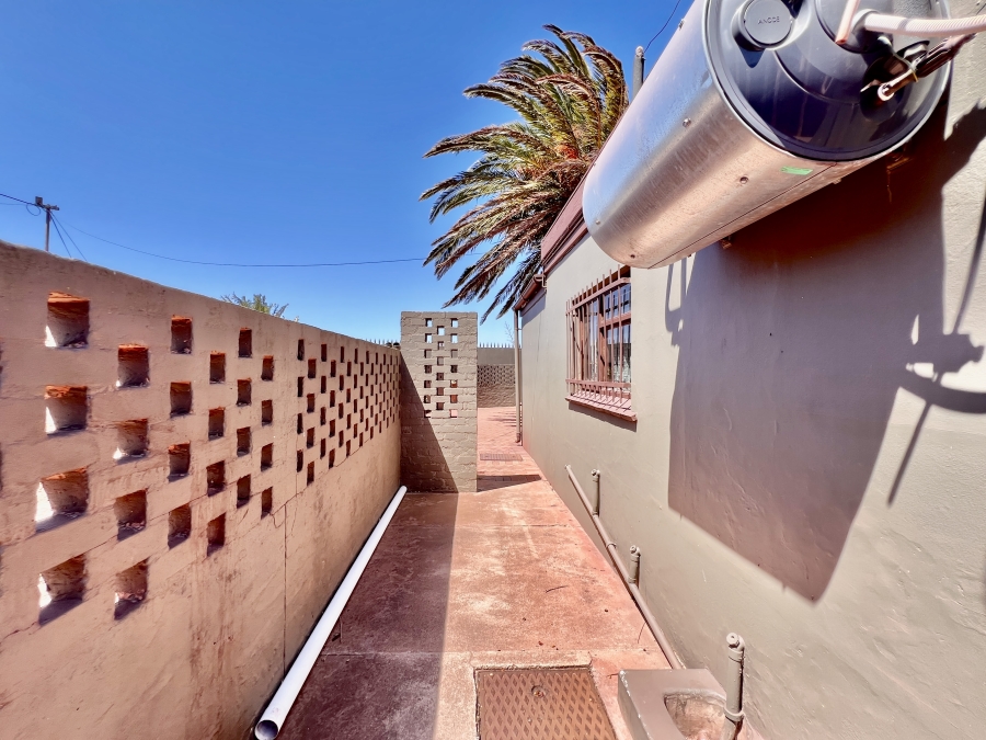 4 Bedroom Property for Sale in Vredenburg Western Cape